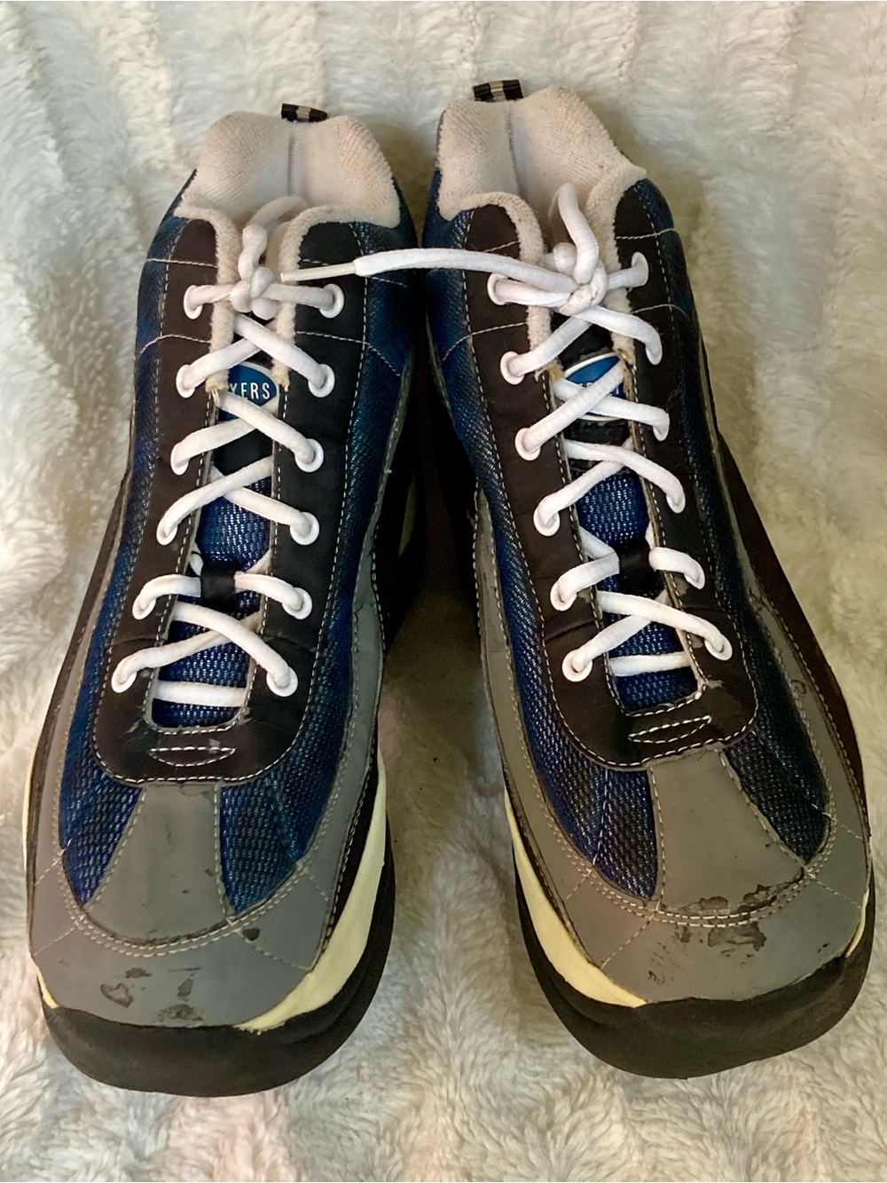 Vintage Y2K Men’s Street Flyers (8)